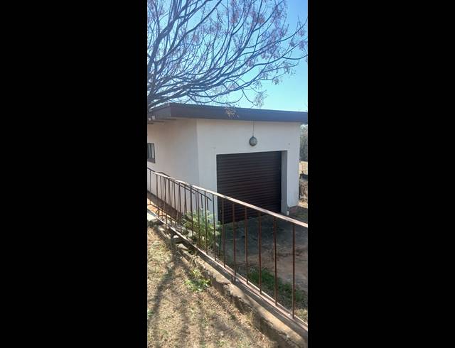 4 BEDROOM HOUSE FOR SALE IN SIGNAL HILL